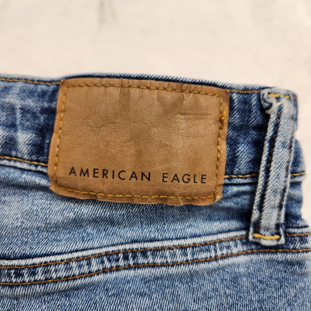 American Eagle Men’s Airflex+ Athletic Skinny Jeans Size 30x32 Med Wash